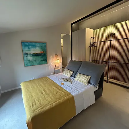 Apartment Modern Loft Near The City, Old Watermill *