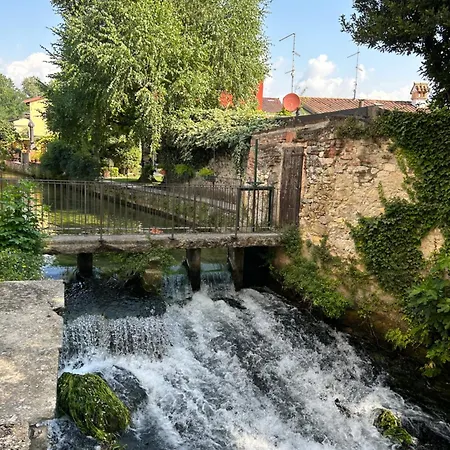 Apartment Modern Loft Near The City, Old Watermill *